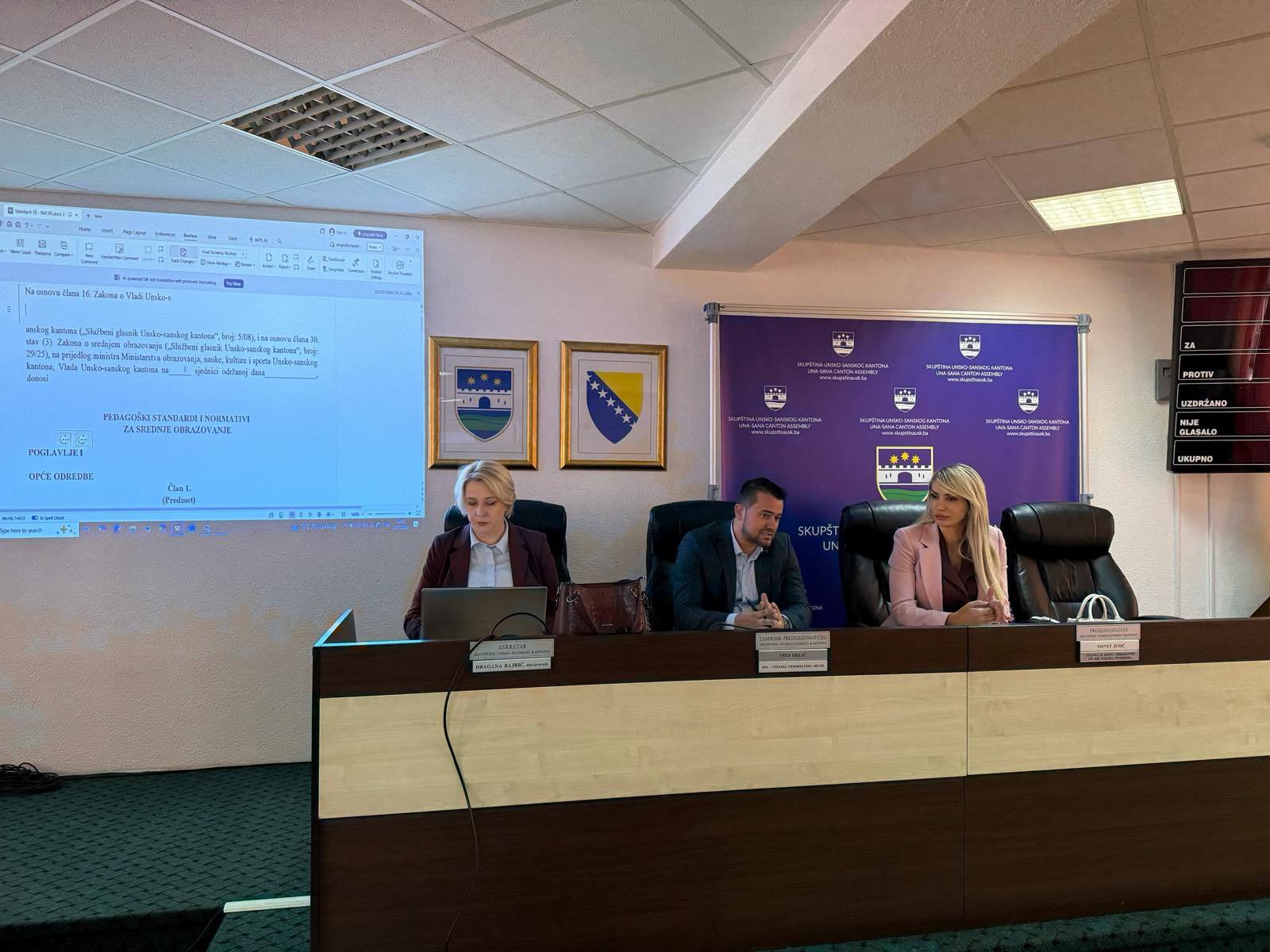Novi standardi za srednje obrazovanje u Unsko-sanski kanton: Fokus na digitalizaciju, inkluziju i tržište rada